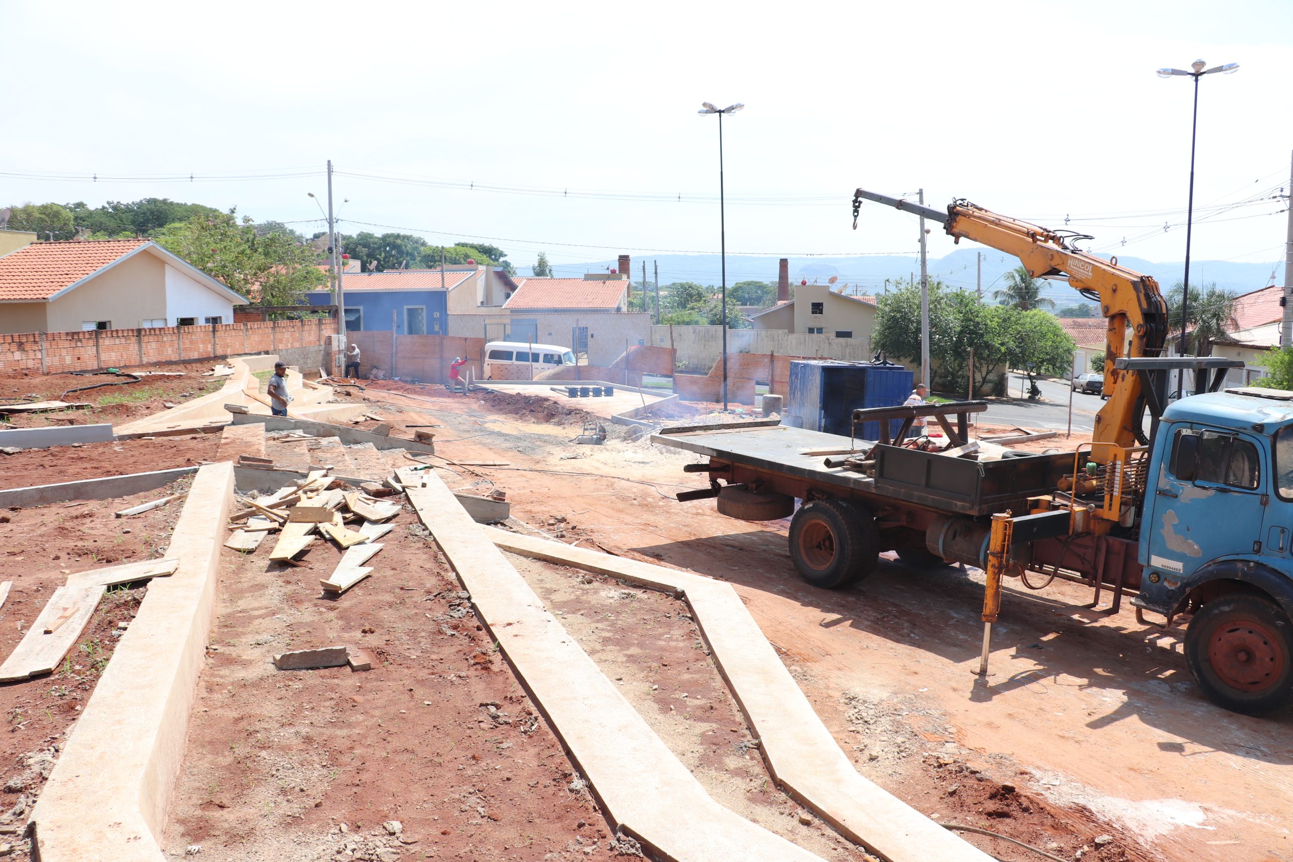 Com recursos do Programa de Interesse Turístico, Rifaina acelera construção de praça