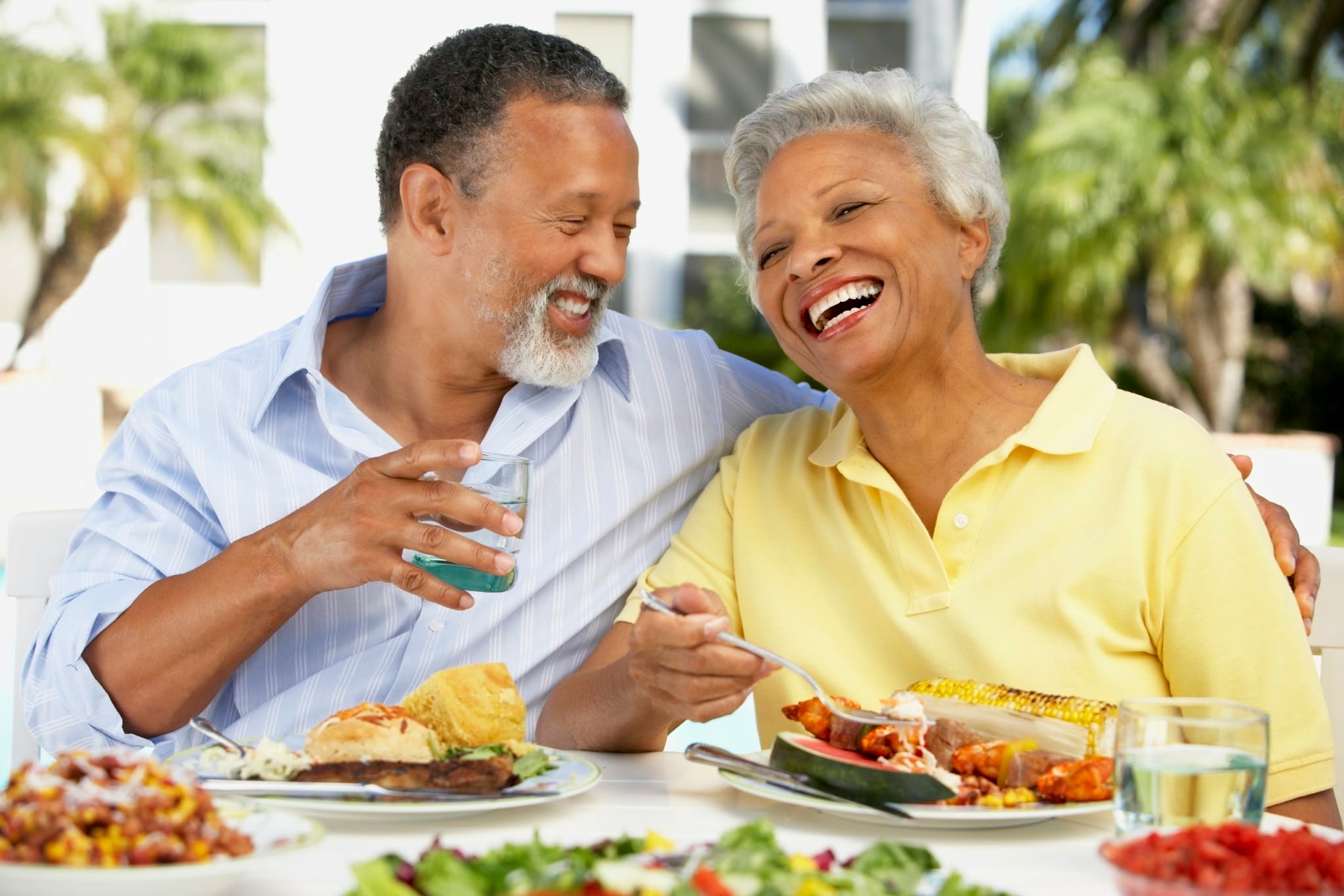 Tem mais de 50 anos? Saiba quais são os hábitos alimentares que você deve evitar!