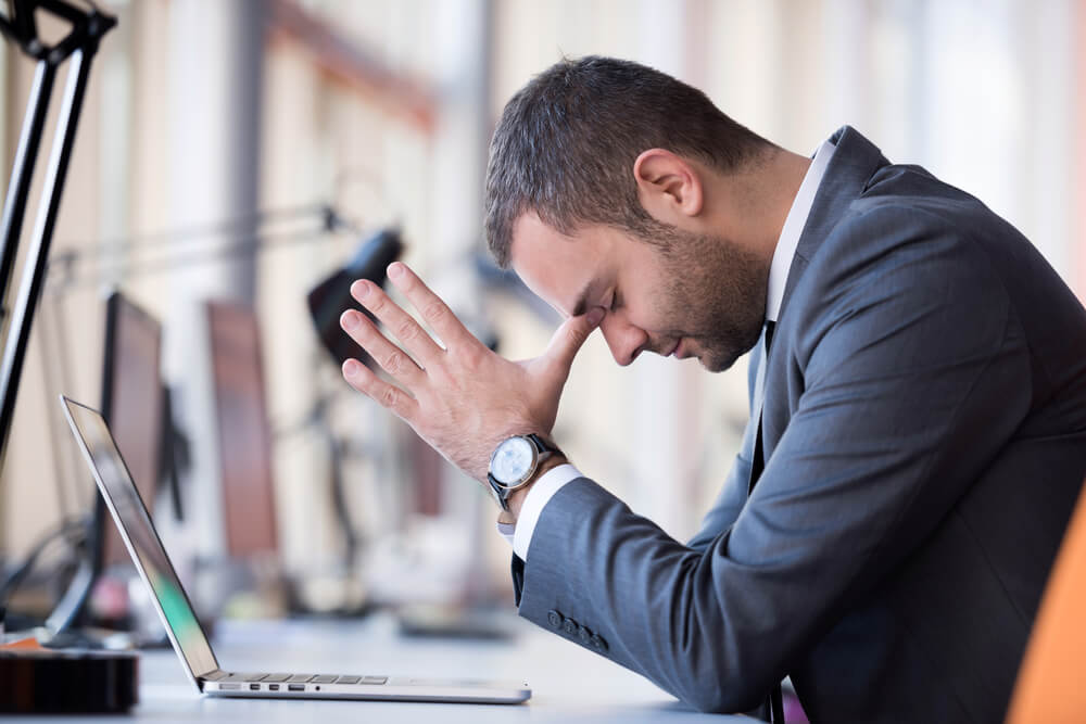 Já ouviu falar de esgotamento moral? Veja os sinais do novo tipo de burnout!