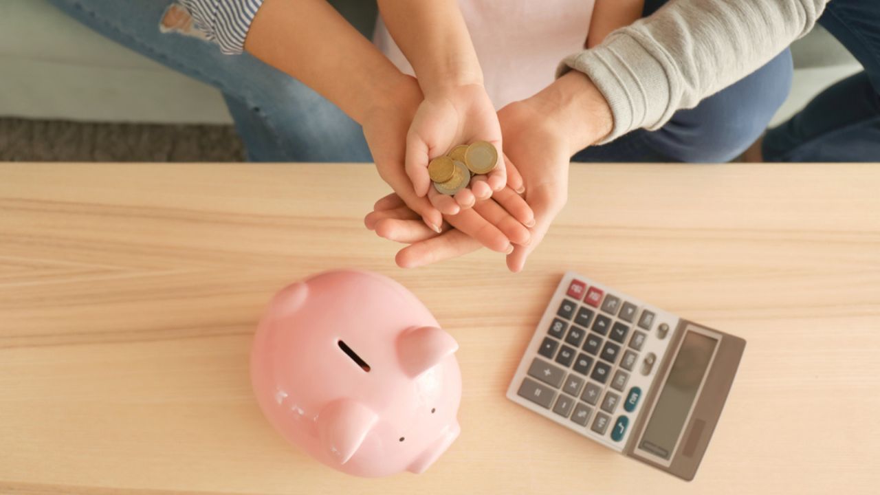Poupar desde cedo traz até 46% de economia no estudo dos filhos, comece já!