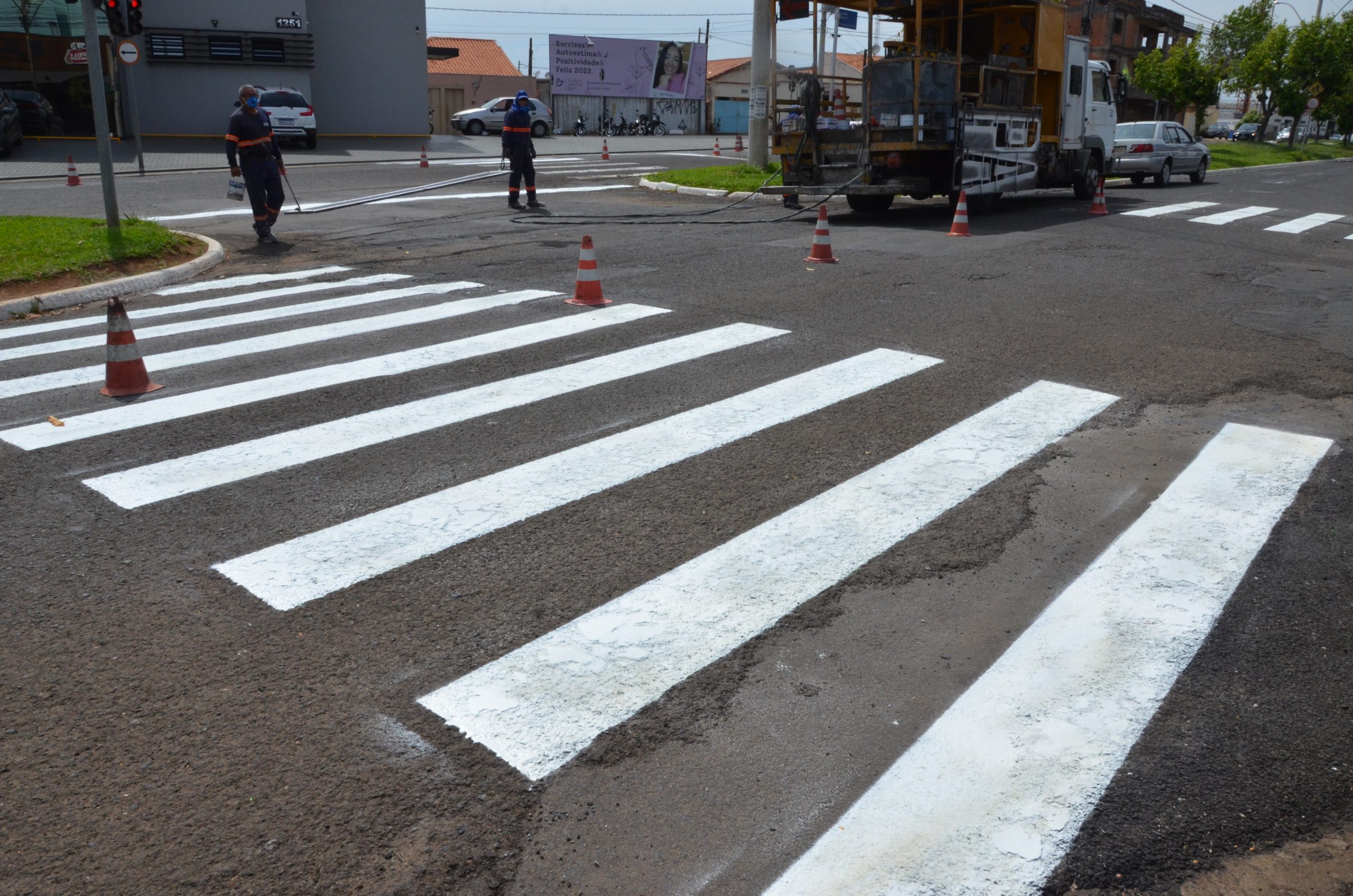 Franca investe pesado e reforça sinalização de trânsito em várias regiões da cidade