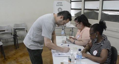 Pela primeira vez, abstenção do 2º turno para governador é menor que a do primeiro - Jornal da Franca