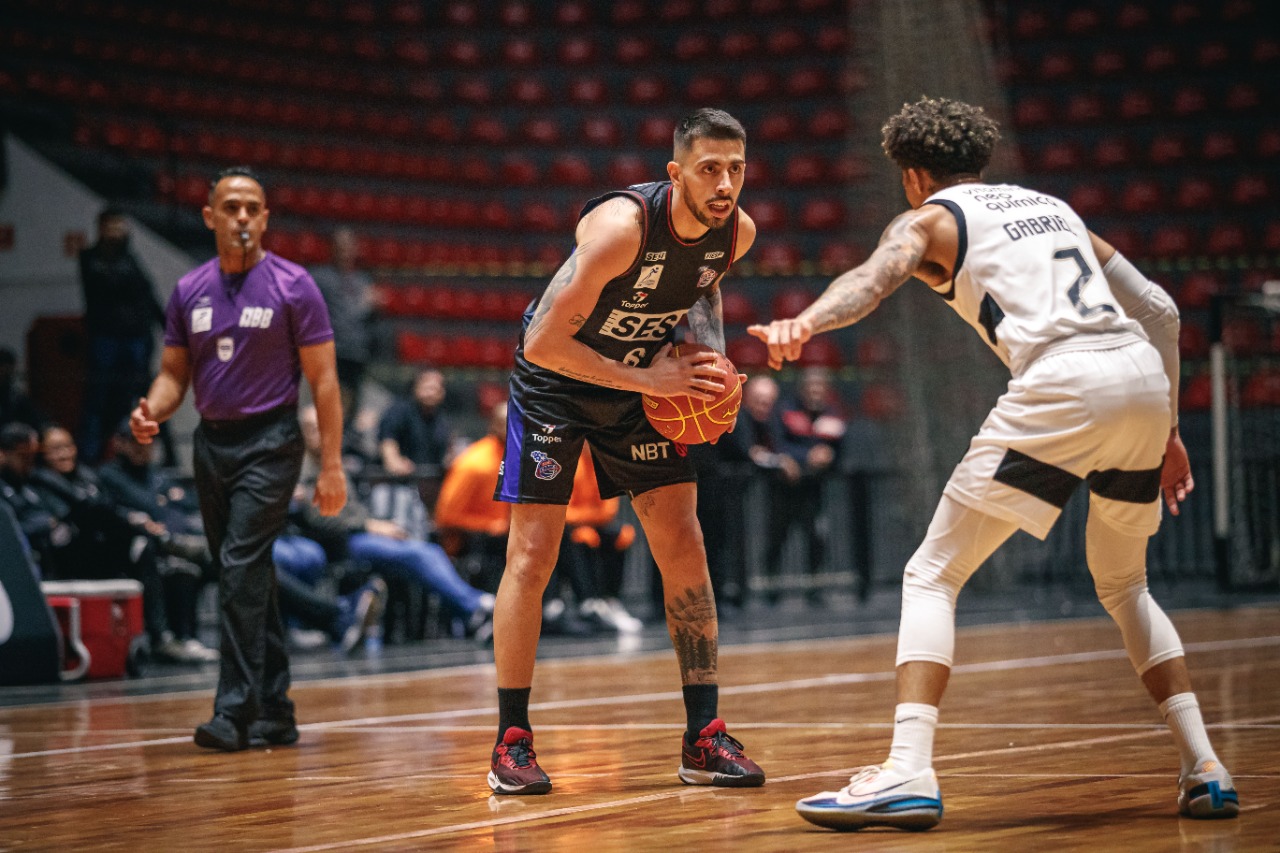 Líder invicto no NBB, Sesi Franca enfrenta o Pato Basquete neste sábado