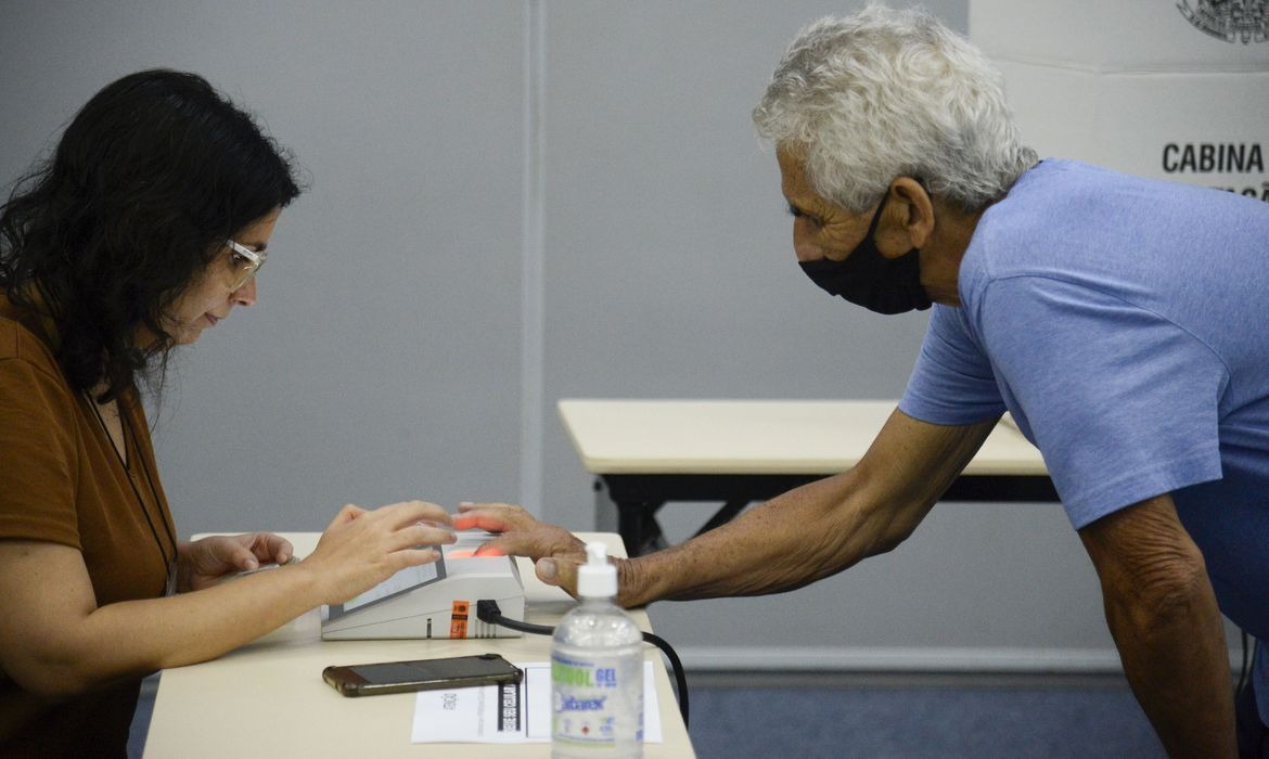 É mesário e faltou ao trabalho nas eleições? Você pode ter problemas. Leia mais