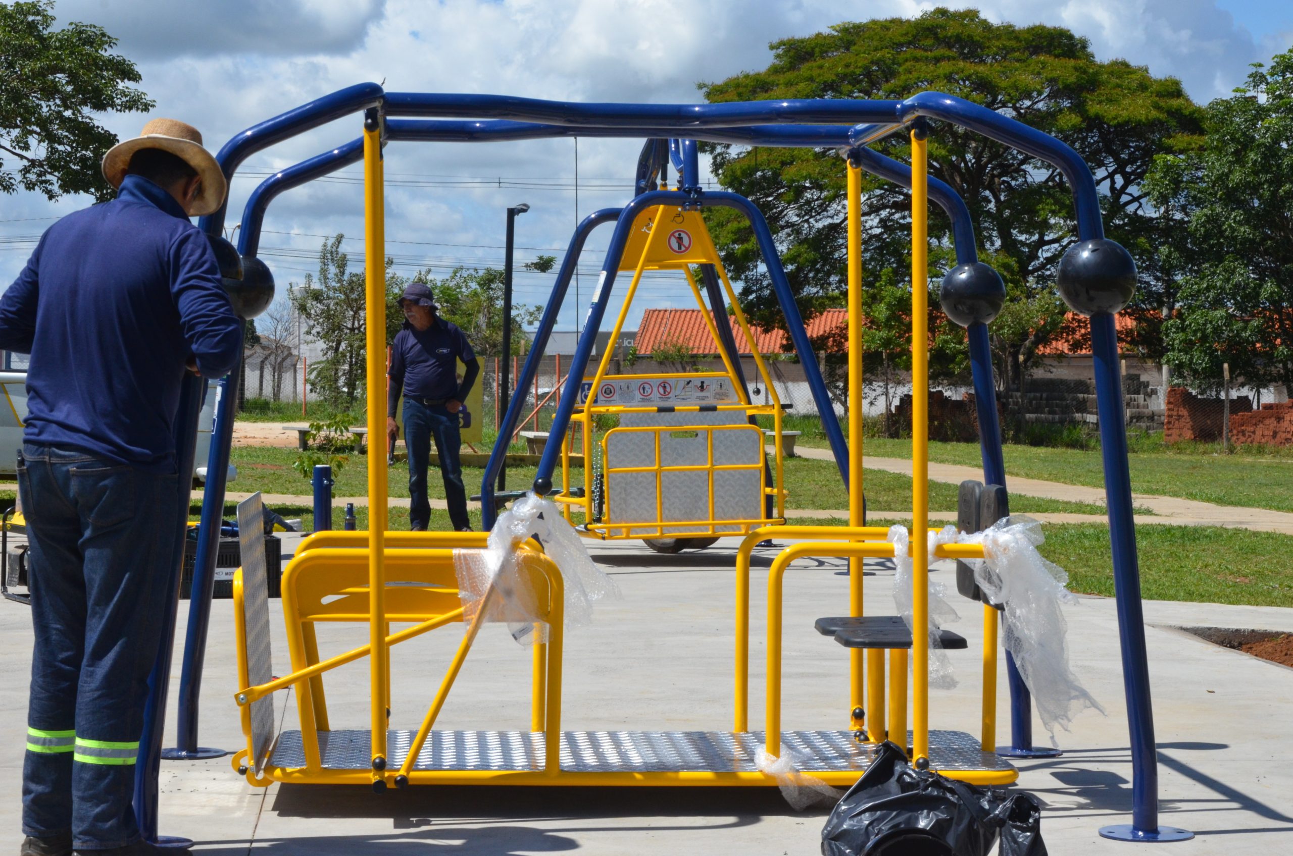 Franca instala playground adaptado para pessoas com deficiência no Poliesportivo
