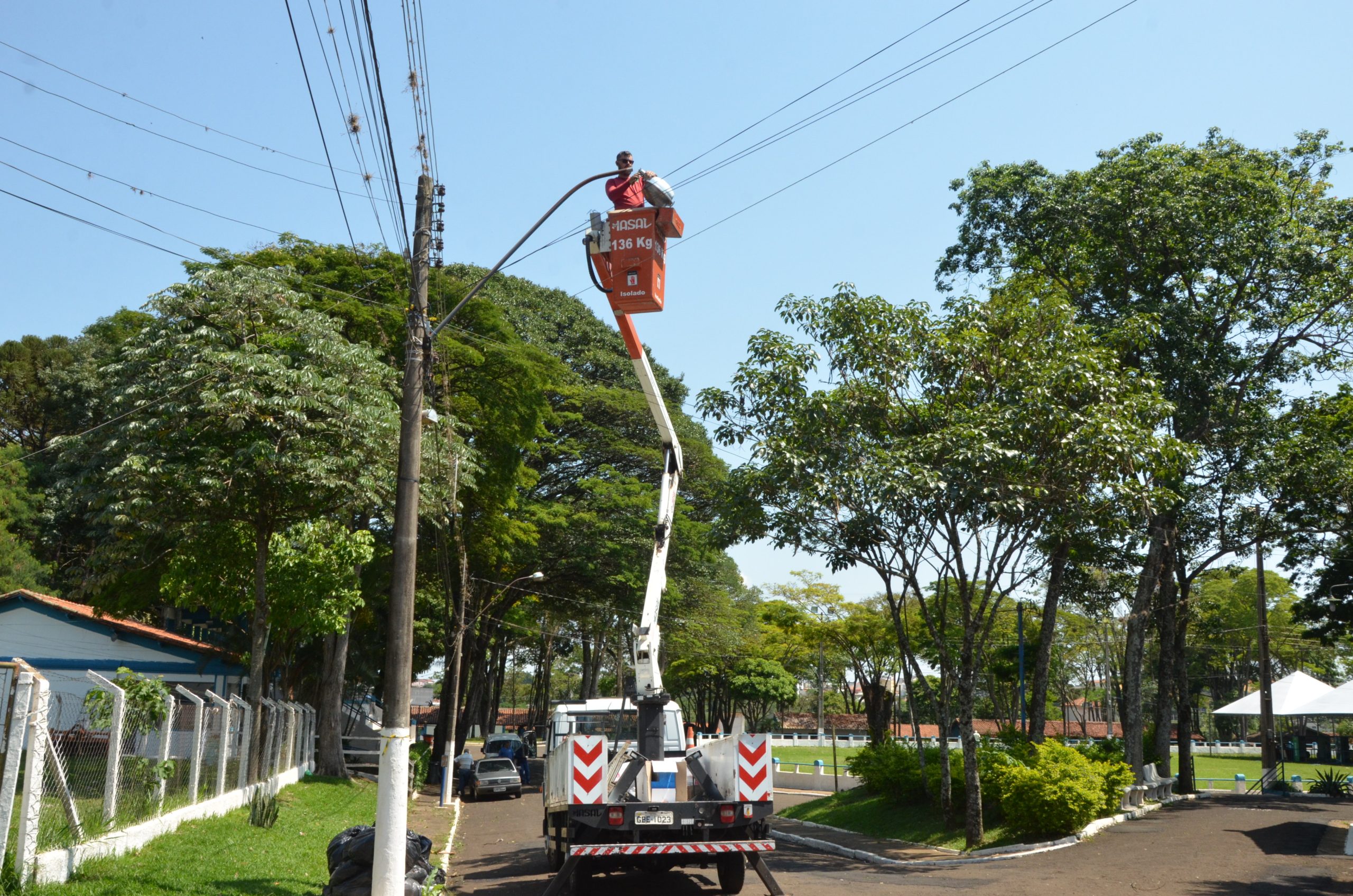 Em Franca, Recinto do Parque de Exposição Fernando Costa recebe nova iluminação