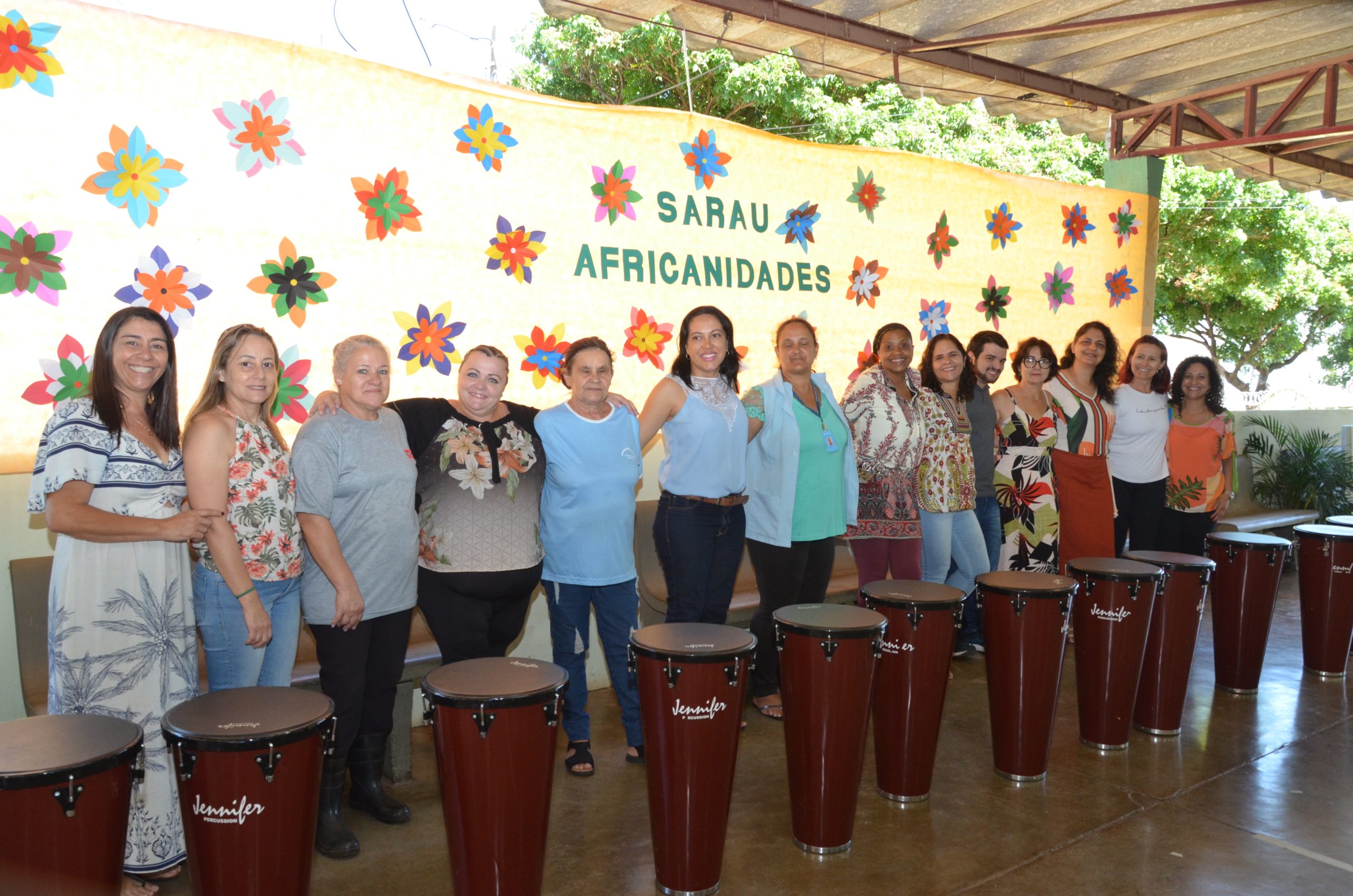 Sarau Africanidades movimenta alunos e pais na escola Nair Rocha, em Franca
