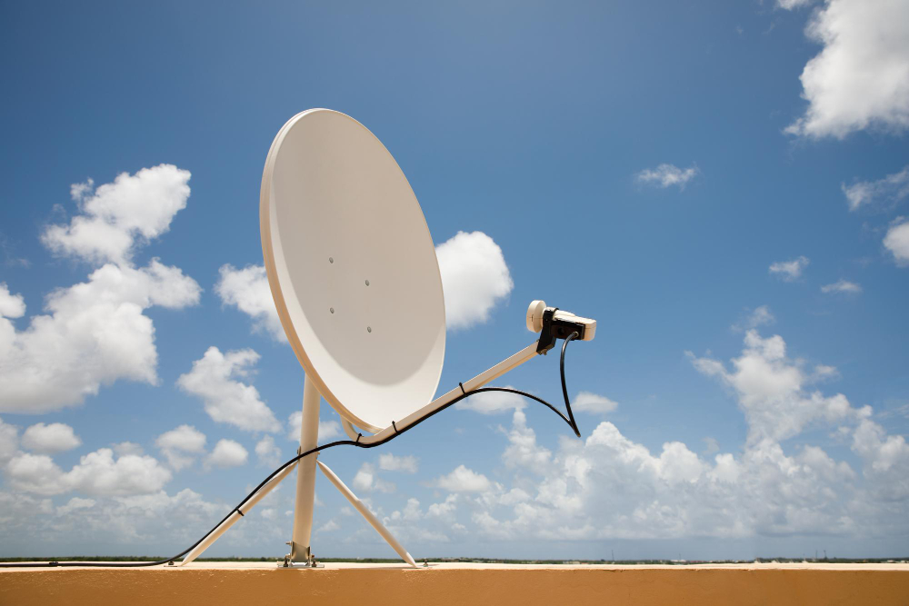 Antena parabólica digital no Brasil; como solicitar o equipamento de graça?