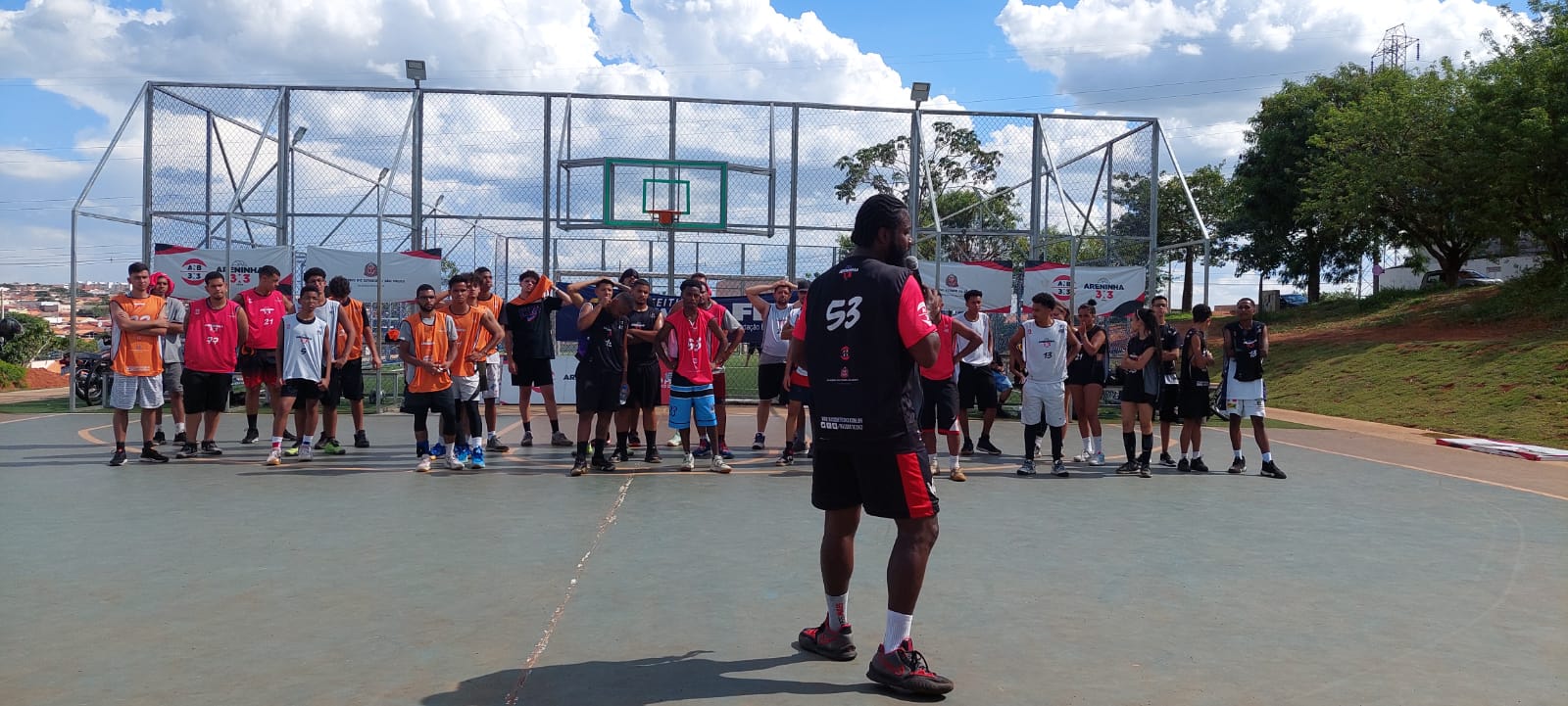 Torneio de basquete 3×3 em Franca mobiliza esportistas na Areninha do Palermo City