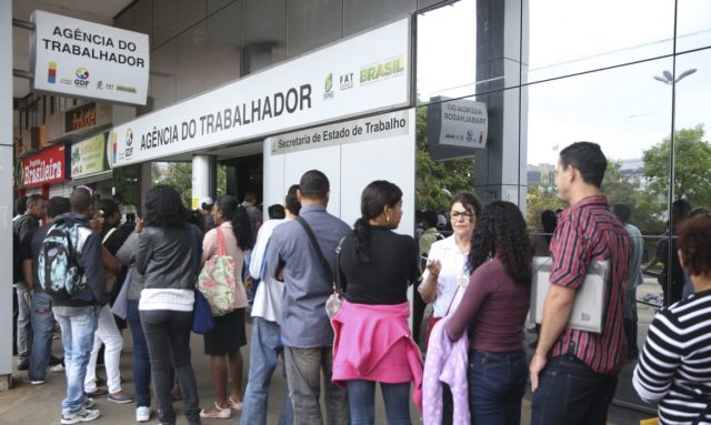 Veja quais podem ser os novos valores para o seguro-desemprego em 2023