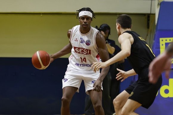 Sesi Franca Basquete despacha argentinos e segue invicto na Champions League