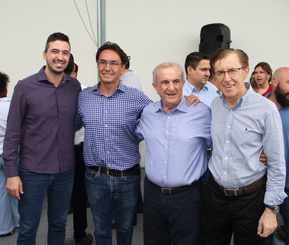 Coopercitrus instala unidade em Franca; secretário de Agricultura marca presença