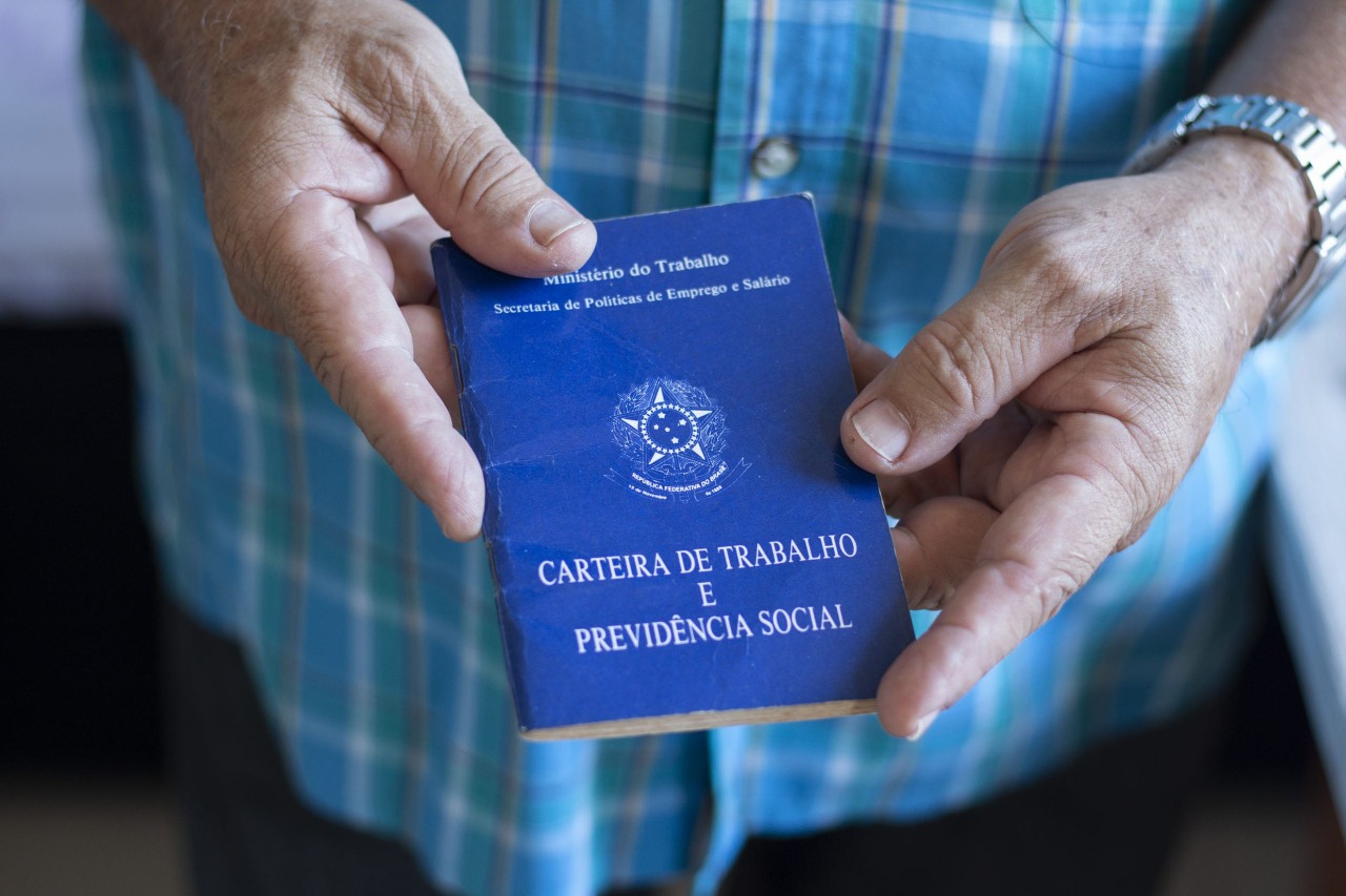 Governo paulista sanciona lei que amplia auxílio para desempregados