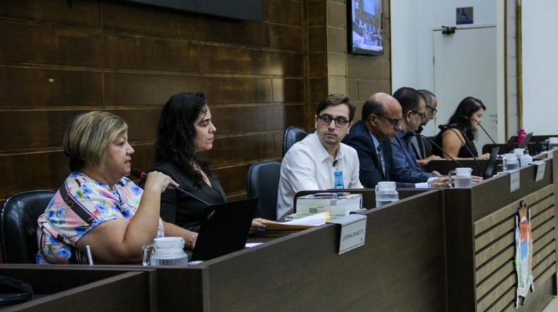 Vereadores vão devolver quase R$ 2 milhões para a Prefeitura: sobra de recursos