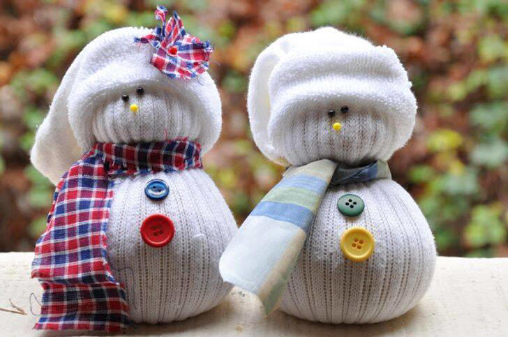 Jornal da Franca - Aprenda a fazer um boneco de neve de meia com as  crianças e arrase na decoração! - Jornal da Franca