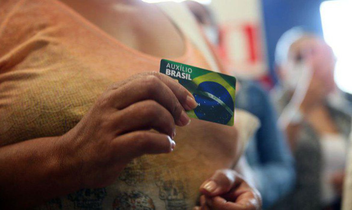 Auxílio Brasil 2023: Calendário de pagamentos já foi divulgado; confira datas!