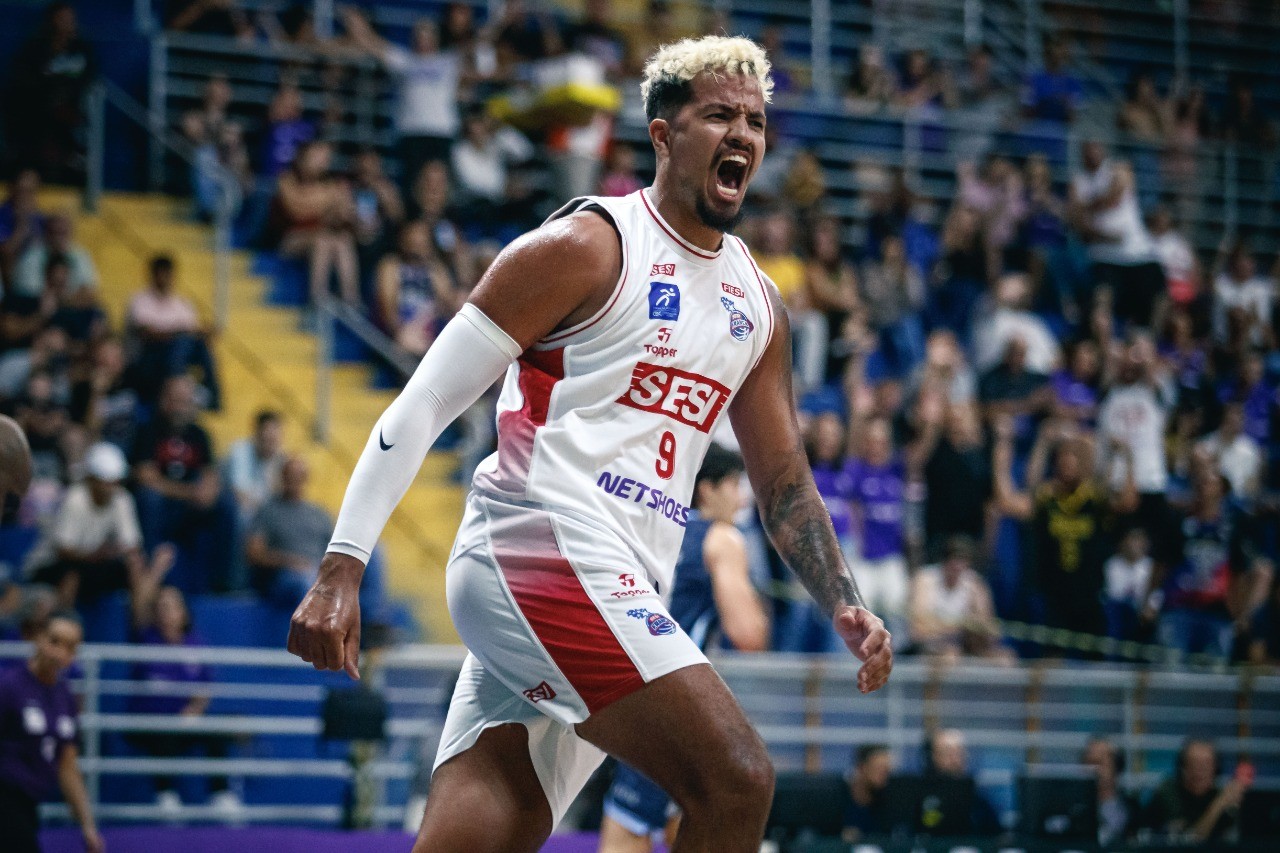 Em jogo empolgante, Sesi Franca vence clássico contra Brasília e segue invicto