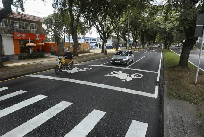 Recuo de motos em semáforos dará mais organização e segurança ao trânsito