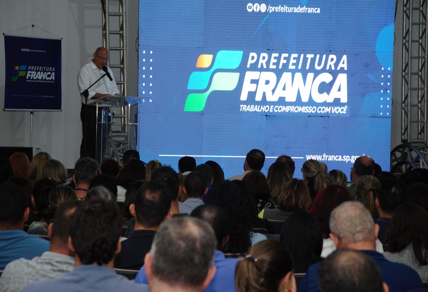 Prefeito Alexandre Ferreira realiza prestação de contas das ações municipais em 2022