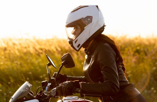 Uso do capacete ganha novas regras: muita atenção, motociclistas (e garupas) - Jornal da Franca