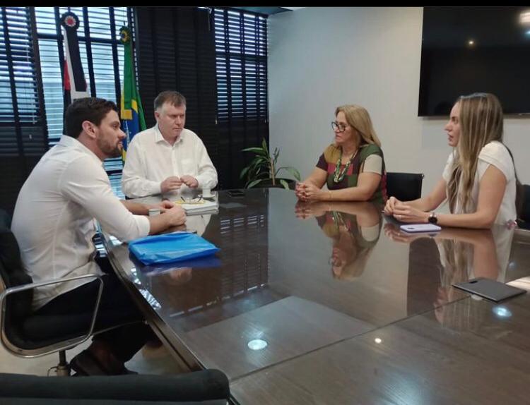 Diretoras da FEAPAES-SP tiveram audiência com Secretário da Pessoa com Deficiência