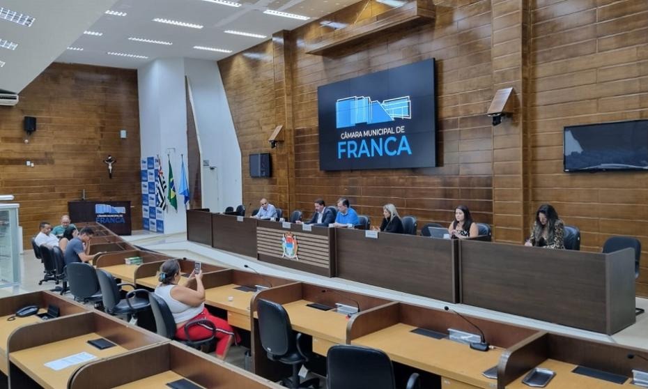 Mesa Diretora eleita na Câmara de Franca toma posse e inicia as atividades