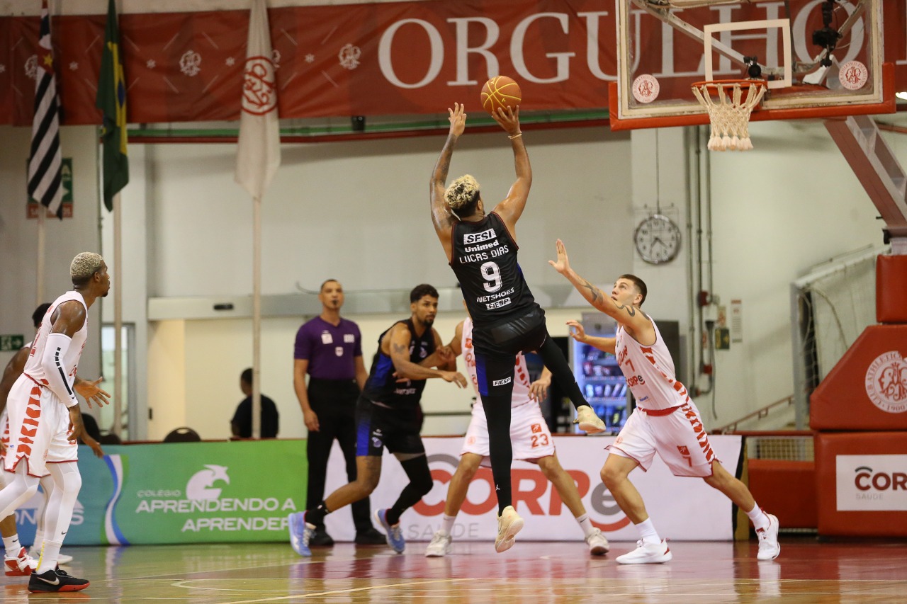 Sesi Franca Basquete derrota mais um grande do NBB: vítima da vez é o Paulistano