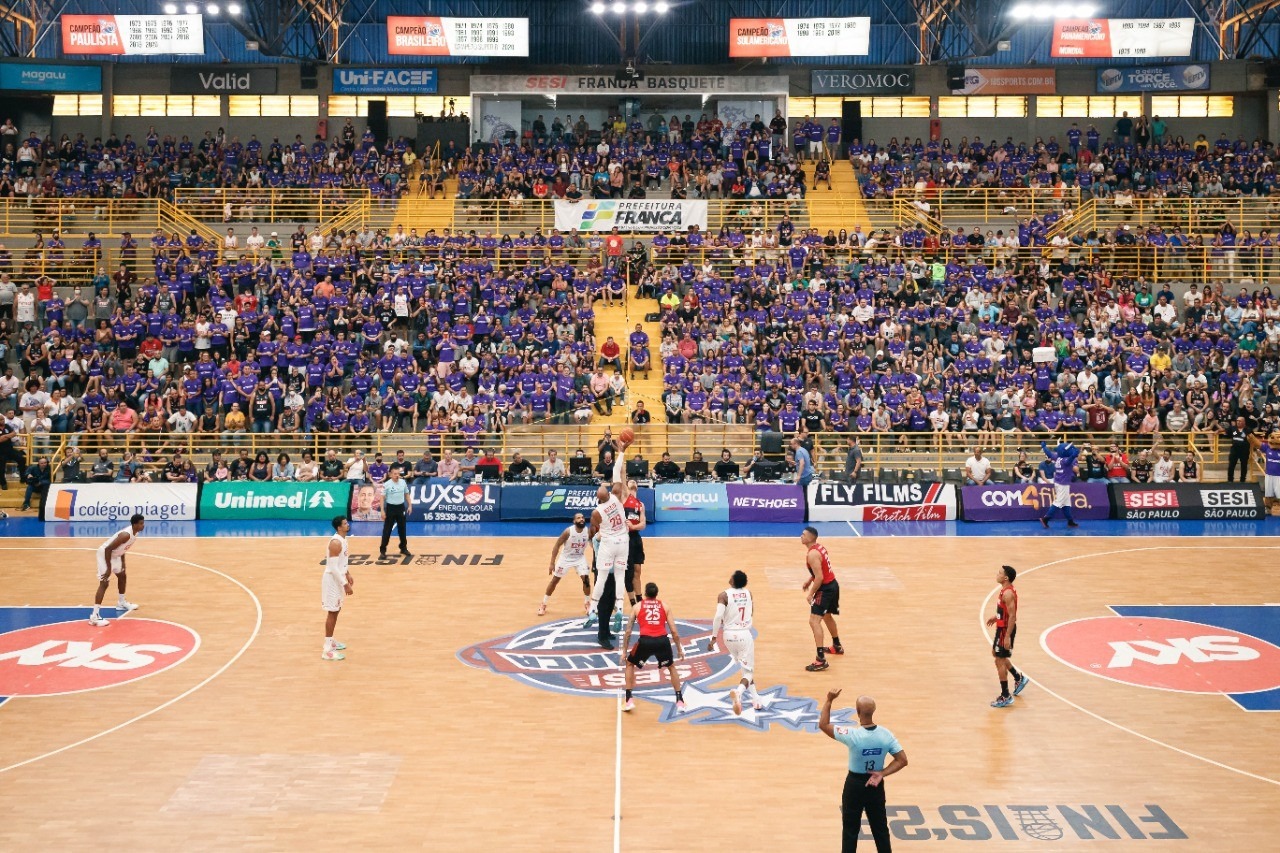 SESI - Franca - Após jogo equilibrado, Sesi Franca Basquete é superado pelo  Flamengo