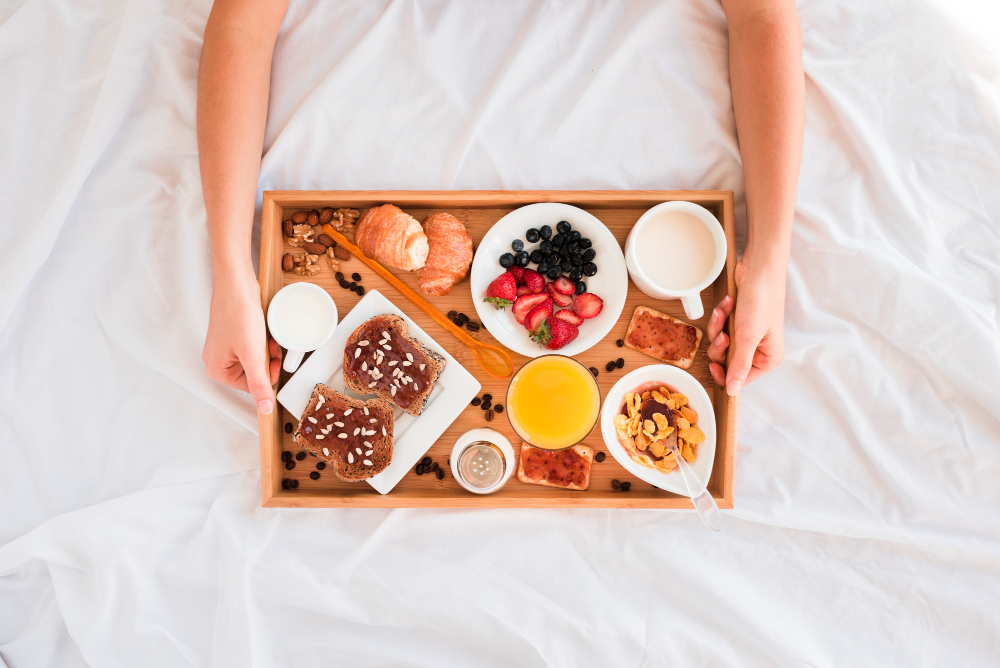Nutricionista revela sete alimentos que podem ajudar você a dormir melhor