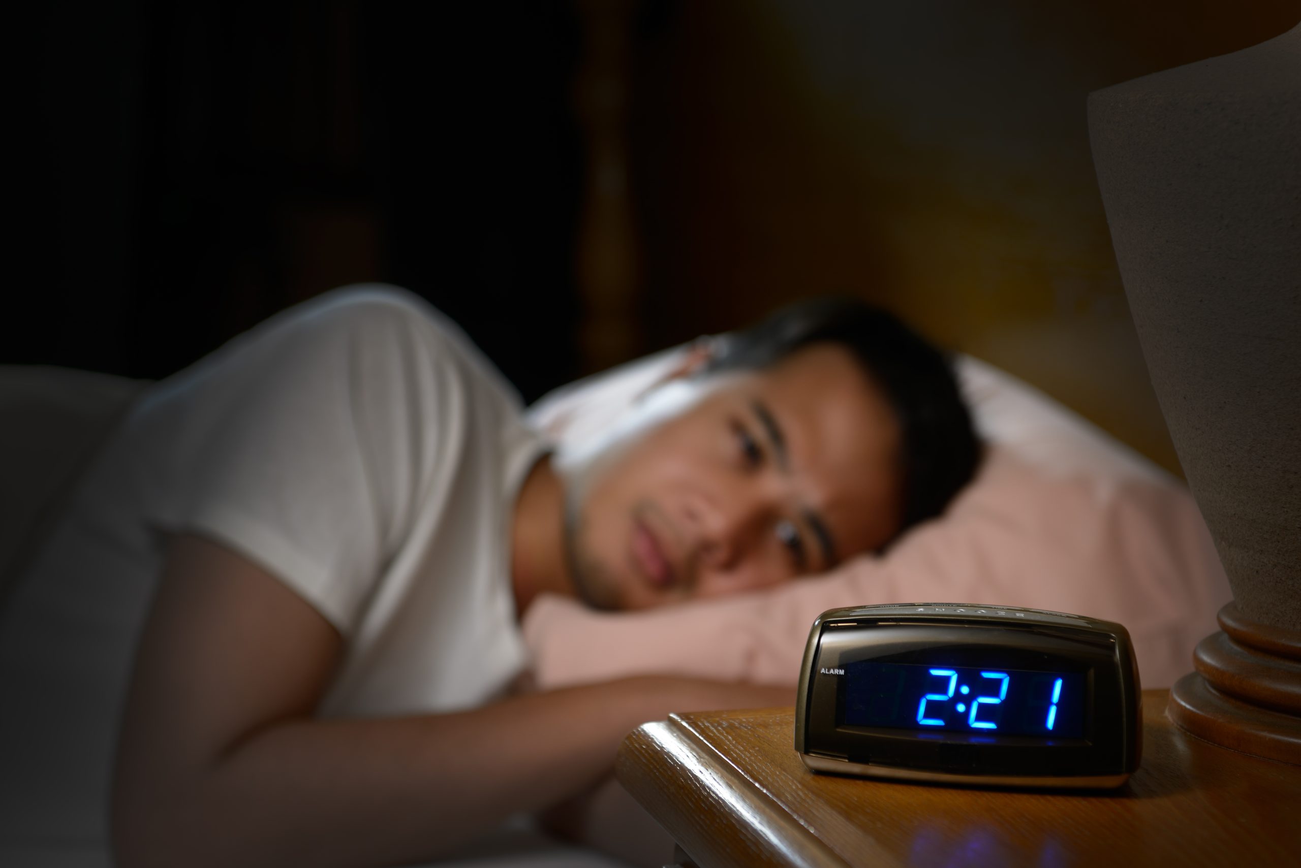 Você costuma acordar no mesmo horário toda a madrugada? Descubra o motivo!