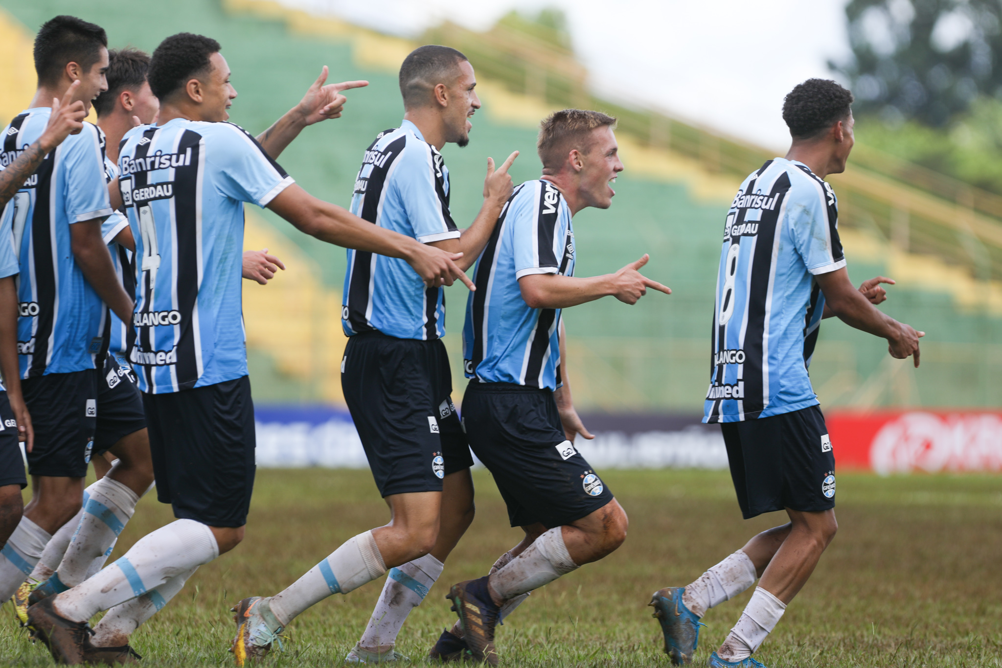 Jogando em Franca, Grêmio vence mais uma e avança à terceira fase da Copa São Paulo