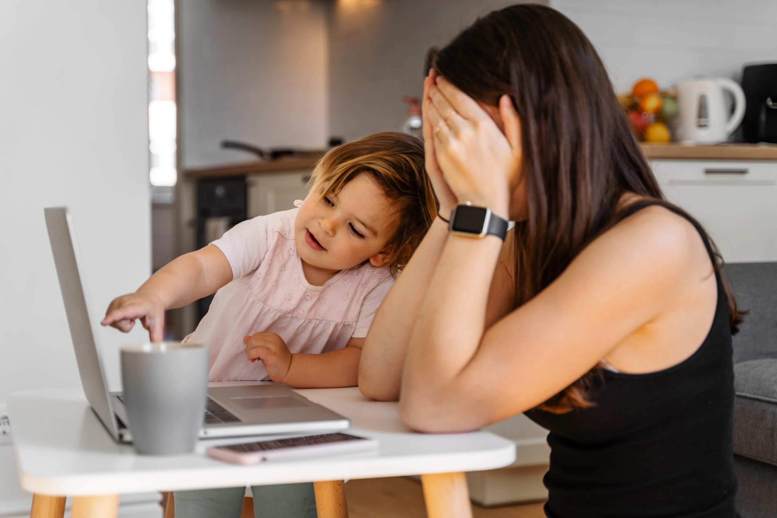 Já ouviu falar de burnout parental? Saiba o que é e como reconhecer os sinais