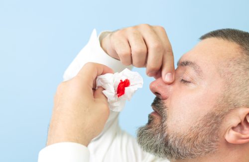 Sangramento nasal: Conheça as causas e o que fazer para tratar o problema - Jornal da Franca