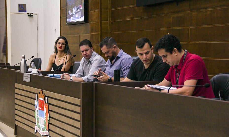 Câmara Municipal de Franca quer reformar prédio; estrutura está cheia de falhas