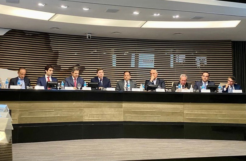 Calçadistas participam de encontro de trabalho com ministro da Fazenda em São Paulo