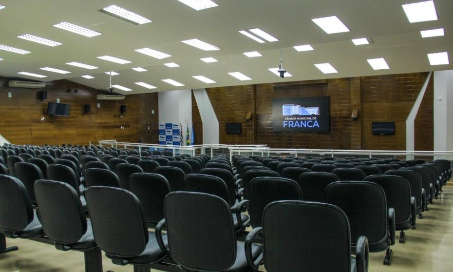 Vereadores querem que prefeito publique emendas recebidas para população acompanhar