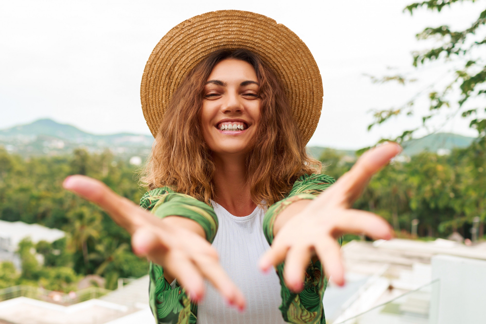 É possível ser mais feliz? Veja formas naturais de aumentar os níveis de serotonina