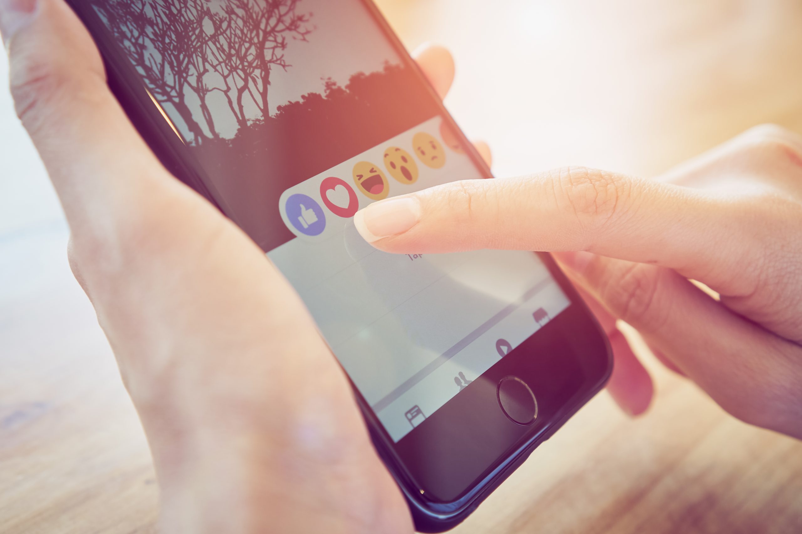 Além da privacidade: Veja 8 coisas que você NUNCA deve publicar na internet!