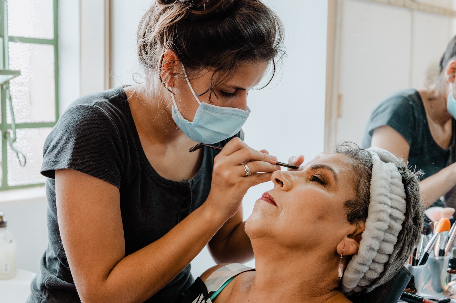 FUSSOL abre vagas para cursos de Maquiagem, Designer de Sobrancelhas e Depilação