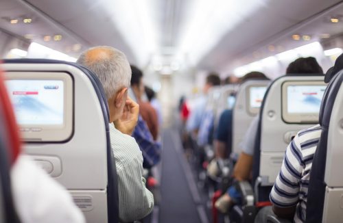 5 locais mais sujos em um avião: será que você sabe quais são? - Jornal da Franca