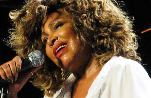 Pouca gente sabe o que a estrela do rock, Tina Turner, passou na vida antes da fam - Jornal da Franca
