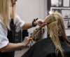 Corte químico: Entenda o que é o problema e como evitar danos ao cabelo - Jornal da Franca