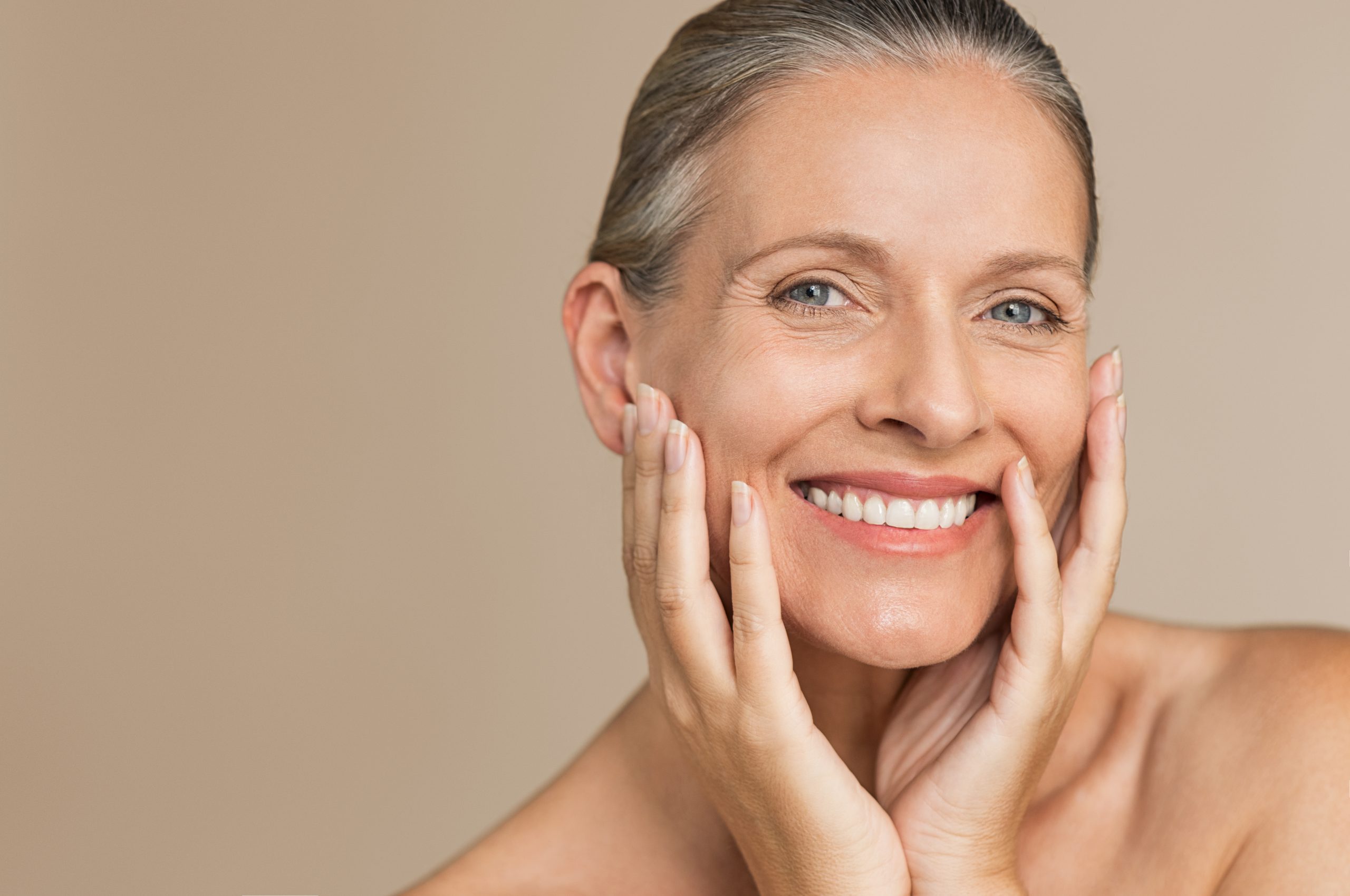 Tem mais de 60 anos? Conheça 4 dicas de beleza para peles maduras
