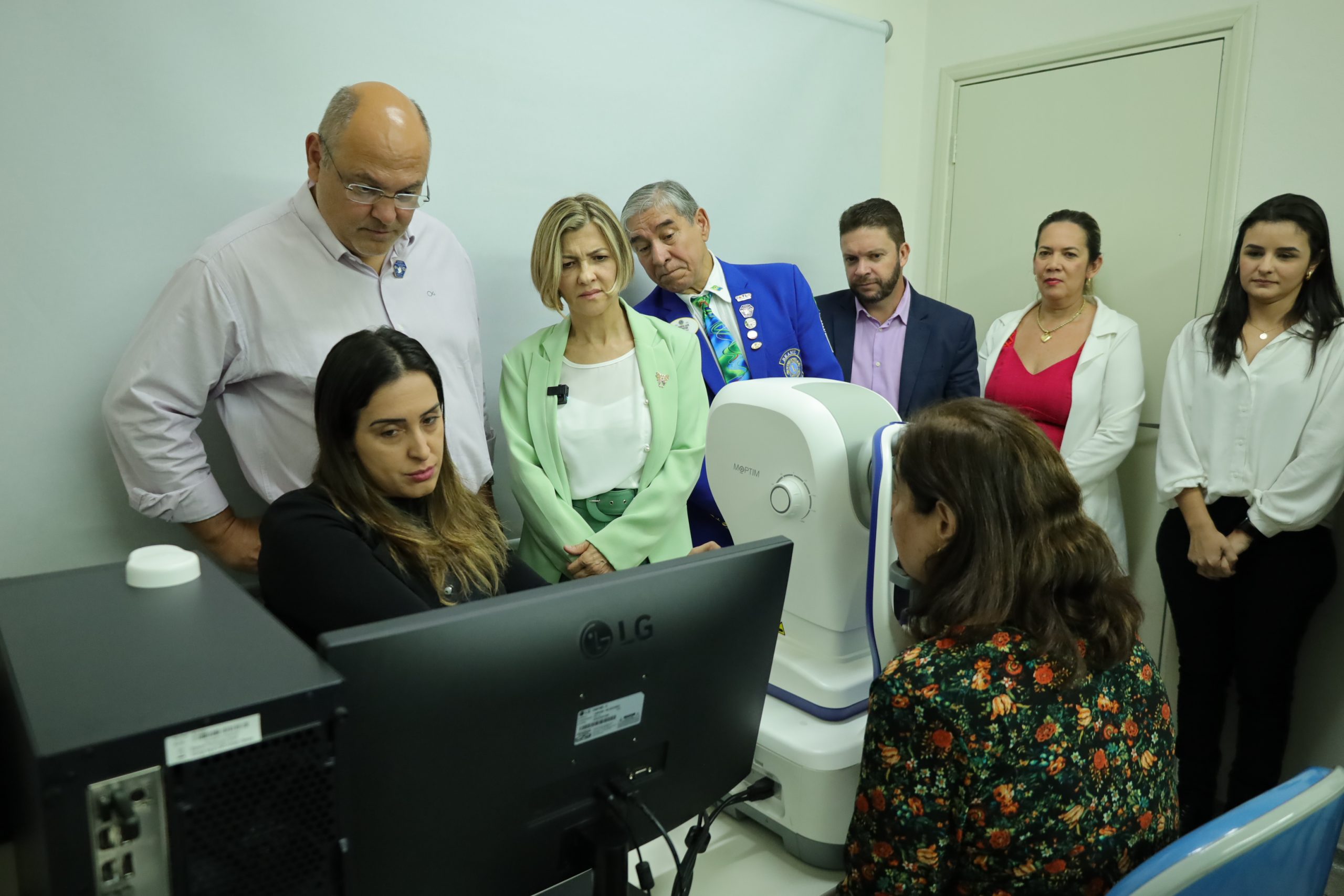 Centro Oftalmológico de Franca recebe aparelho e Casa do Diabético é revitalizada