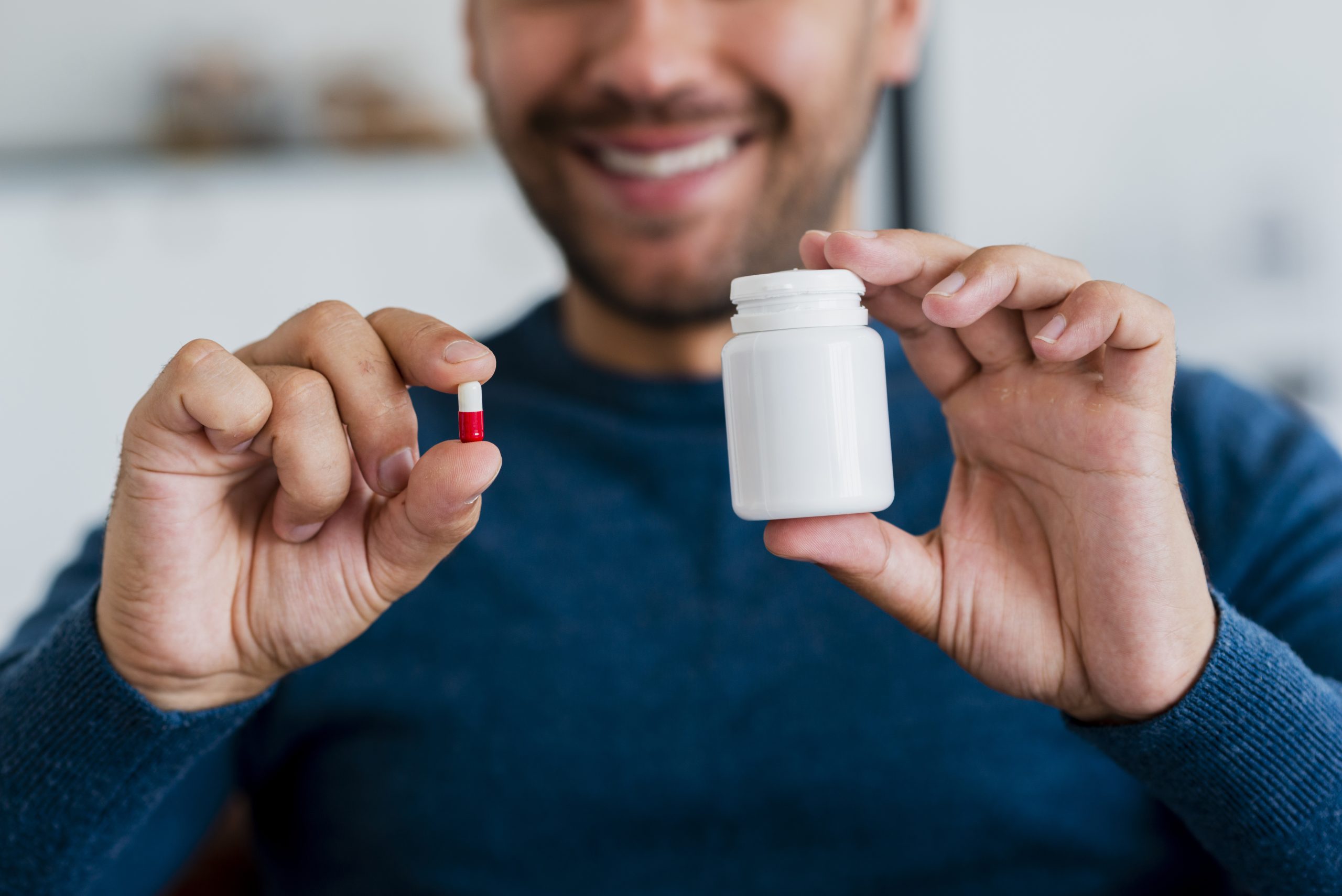 Tomar composto de vitaminas diariamente “rejuvenesce” o cérebro, diz pesquisa
