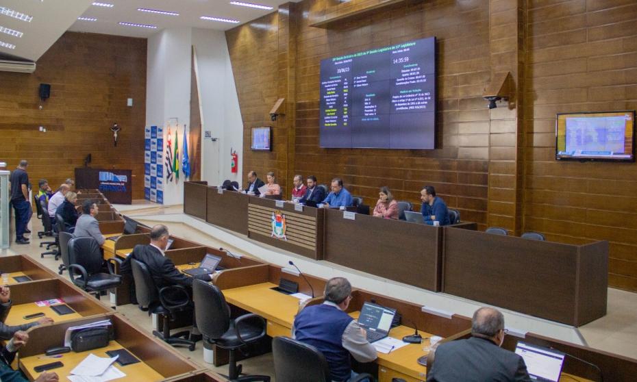 Vereadores aprovam regras para Mercado Municipal no antigo prédio da Mogiana