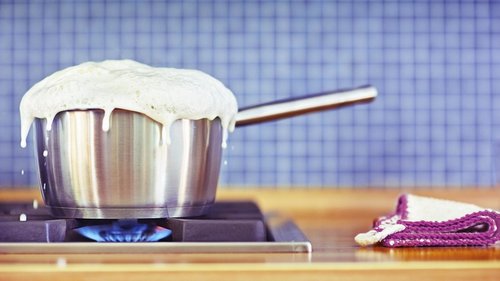 Deixar a panela transbordar? Nunca mais! Recorra a este truque antigo e simples