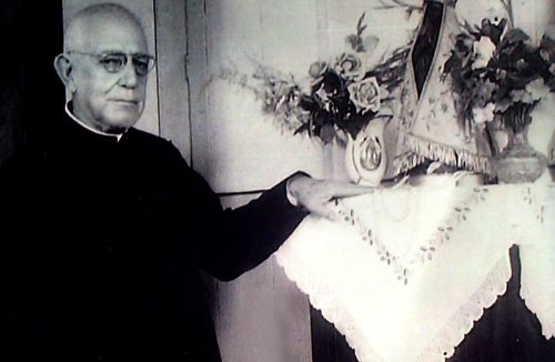 Milagres do Padre Donizetti inspiram “Caminho da Santidade” entre Cássia e Tambaú - Jornal da Franca