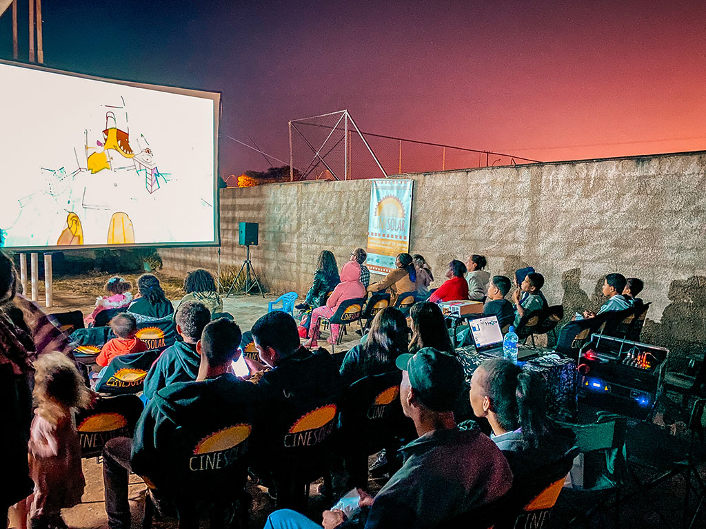 Franca terá sessão gratuita de cinema movido a energia solar, pipoca e atrações