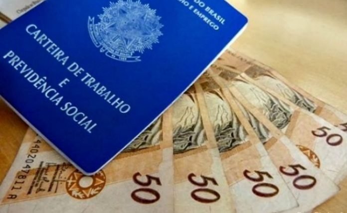 PIS/Pasep tem aproximadamente R$ 1 bilhão esquecido. Veja como consultar seu saldo